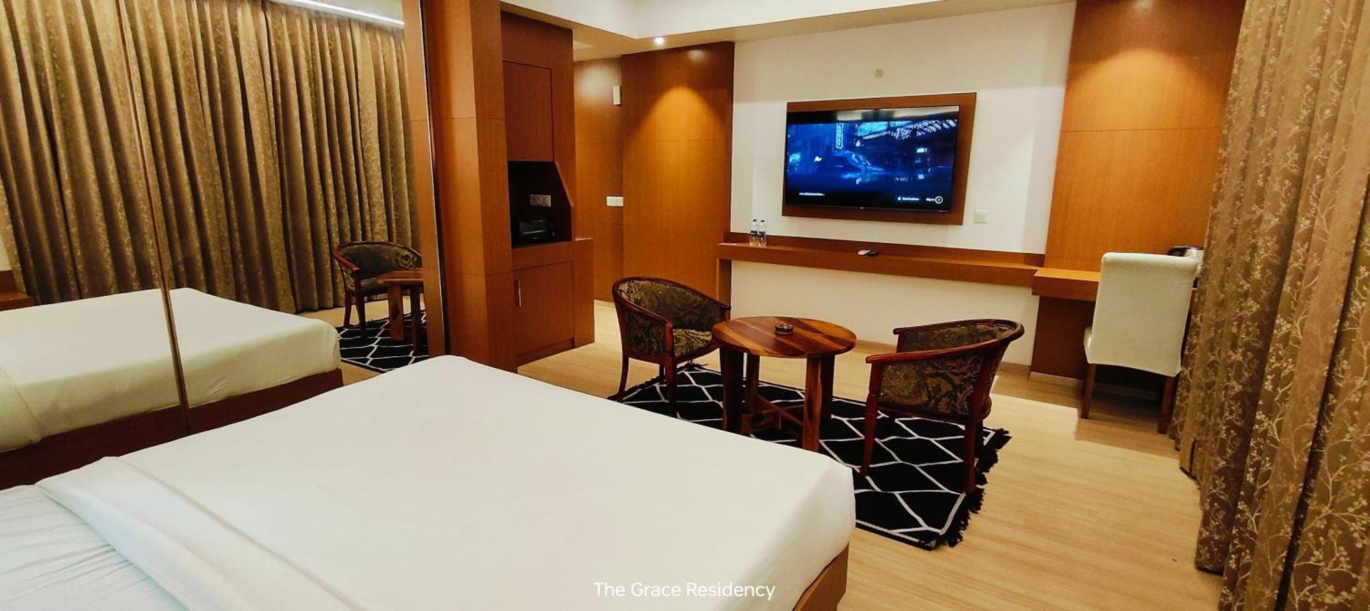 The Grace Residency - Gomtinagar, Lucknowアパートホテル エクステリア 写真